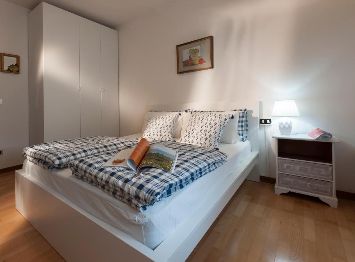 דירות La Casa Di לאזיסה מראה חיצוני תמונה