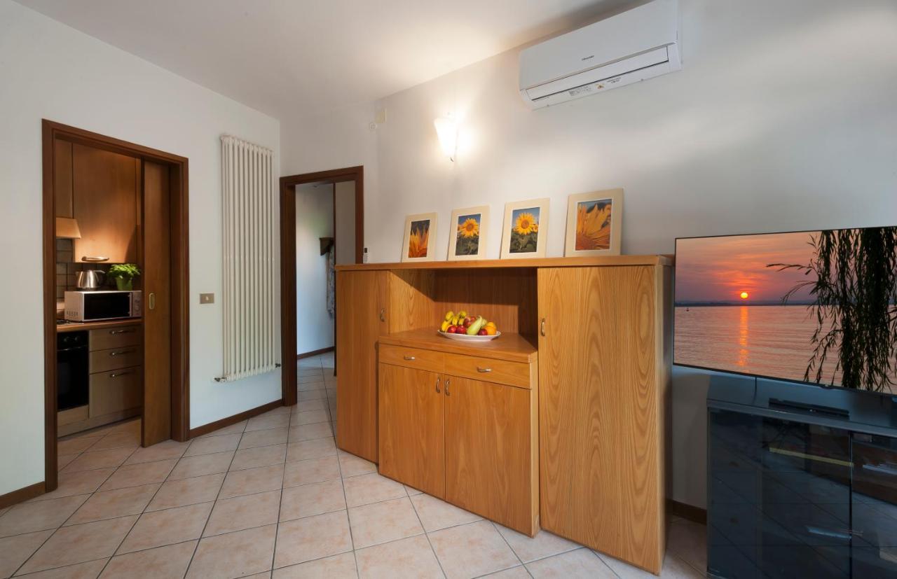 דירות La Casa Di לאזיסה מראה חיצוני תמונה